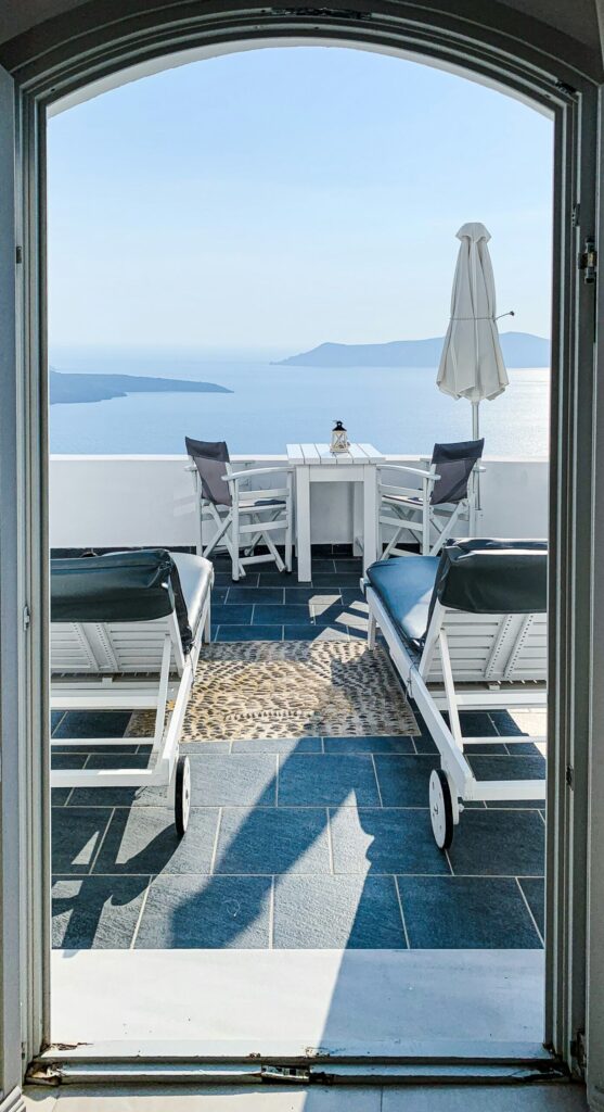 EAUde1974_lifestyle_moods_purchased_T2_Santorini_064-scaled